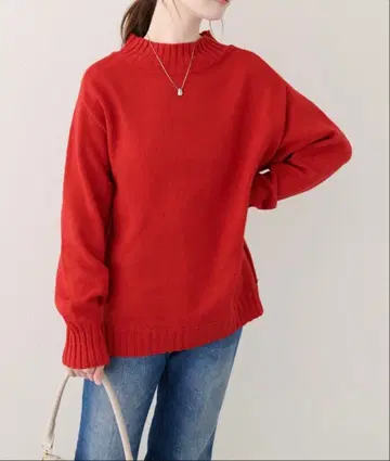 내추럴 꾸뛰르 빨간색 니트