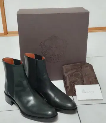 SARTORE 다크 블루 사이드 고어 부츠