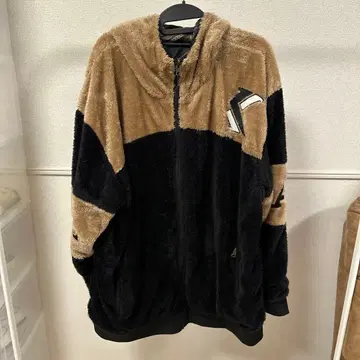 KARLKANI 칼카니 리버서블 보아 후드티