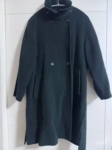 타키자와 마키코 착용 23구 리버 체스터 코트 작은 사이즈 그린 계열