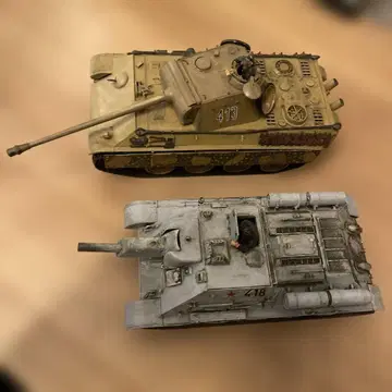 T-34/85 & Tiger I 모형 세트