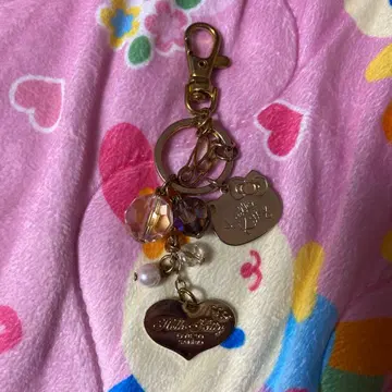 헬로키티 키링 vivitix 참