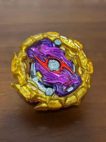 베이블레이드 버스트 타크토 롱기누스 골드 터보