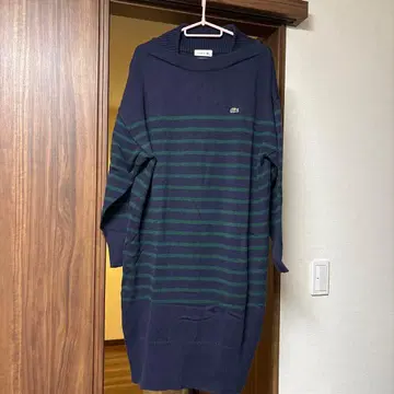 LACOSTE 네이비 그린 스트라이프 니트 원피스
