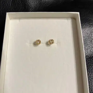 K10 귀걸이 (상자 미포함)