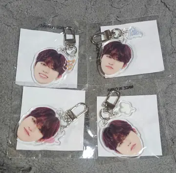 얼굴 아크릴 키링 정우