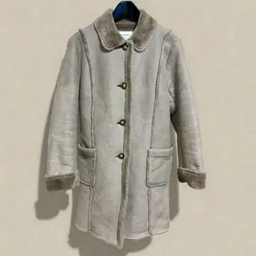 MOUSSY 무스탕 코트 베이지