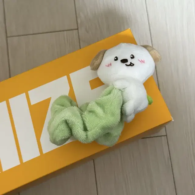 (택포) 라이즈 응원봉 라브봉 + 멍룡이 스크런치 일괄양도