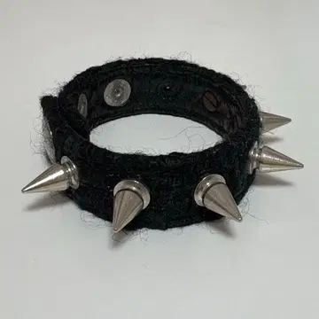 스파이크 뱅글 펑크 스터드 찡 장식 el conductorH