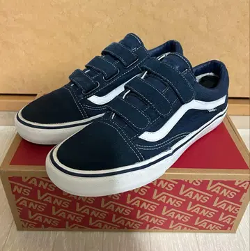 VANS 네이비 벨크로 스니커즈