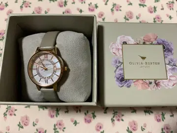 올리비아 버튼 시계