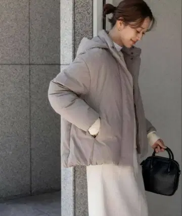 어반 리서치 도어스 그린 다운 심리스 2WAY 자켓