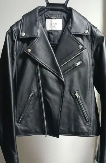 슬로브 이에나 라이더 자켓