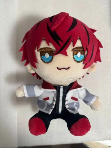 메테오라 로제 앉아 봉제 인형