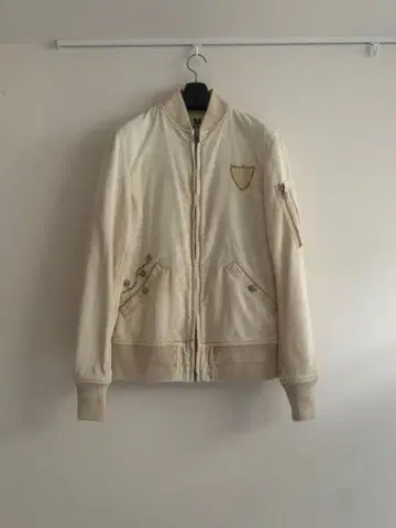 M(엠) HTC 콜라보 스터드 MA-1