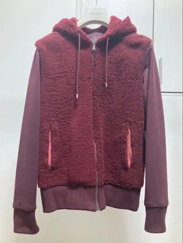 닐바렛 무스탕 후드티 가죽 닐바렛 xxs 빨간색