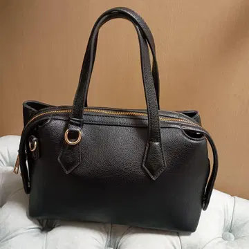 RODESKO 블랙 가죽 핸드백