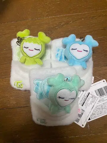 TWICE LOVELYS 이불 낚시릴 패스케이스 GIGO 한정판