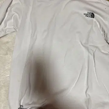 THE NORTH FACE 화이트 T셔츠