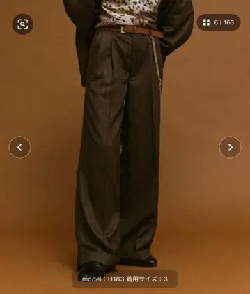 와이드 스트레이트 슬랙스 팬츠 스트라이프 패턴 남성용 브라운