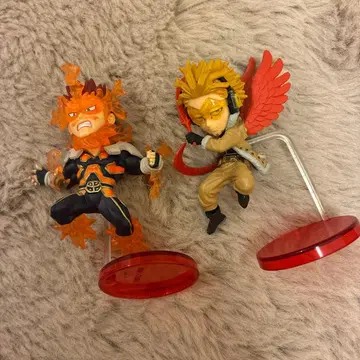 엔데버 & 호크스 월드 컬렉터블 피규어