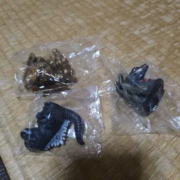비올란테 킹 기도라 고질라 소프트 비닐 퍼펫 마스코트 3체 세트