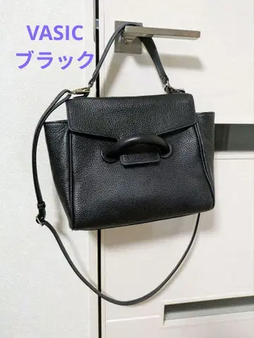 VASIC 블랙 가죽 핸드백