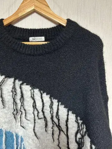 tk.TAKEO KIKUCHI 프린지 모헤어 니트