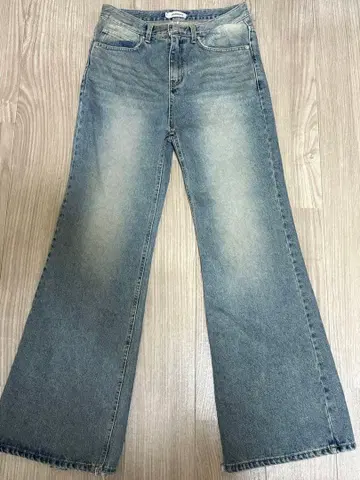 누구 워시 데님 부츠컷 팬츠 M 사이즈 / 한국 브랜드