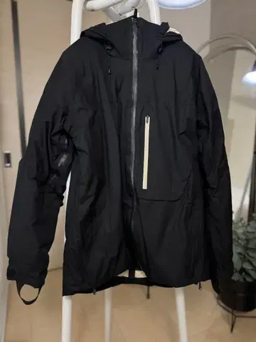 Burton AK457 GORE-TEX 다운 재킷 사이즈 L