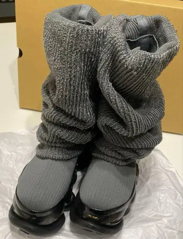 grounds SKYSCRAPER LOOSE SOCKS KNIT