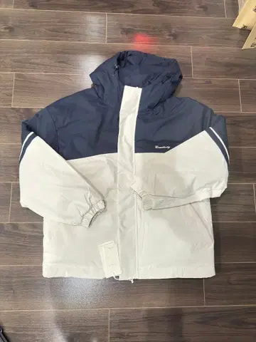 [ 미사용 새상품 ] 패딩 자켓 컬러 절개 남성용 아우터 L 사이즈