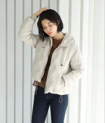 Filomo 다운 자켓 숏 기장 심리스