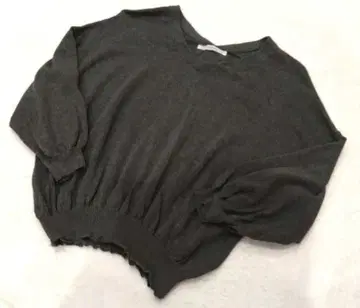 겨울 세일 PAR ICI 팰리시 벌룬 슬리브 크롭 니트