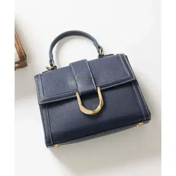 a.v.v 아베베 [ 2WAY ] 플랩 핸드백 미사용 새상품 택 포함