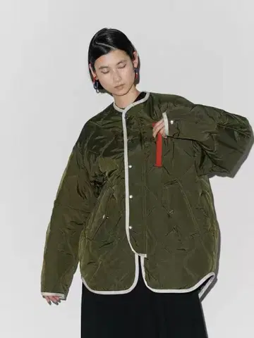 [ UN3D. ] 퀼팅 코쿤 블루종