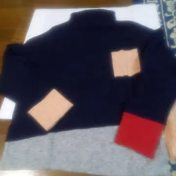 터틀넥 스웨터 네이비 그레이