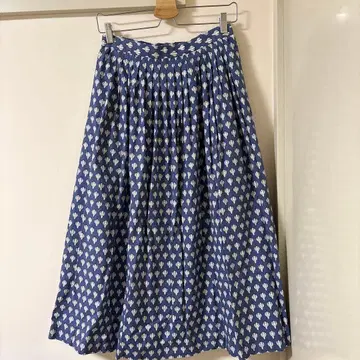 솔레야드 롱 스커트