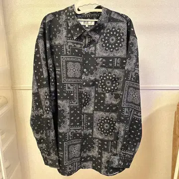 새상품급 페이즐리 무늬 셔츠