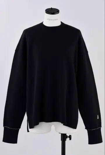 나곤스탠스 nagonstans 슬릿 풀오버