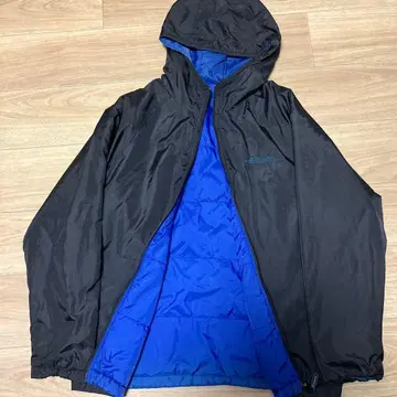 리버서블 후드 부착 자켓 블랙/파랑