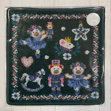 새상품 미사용 페이 리베 & 리리아 더넛 크래커 손수건