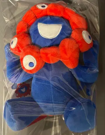 미야쿠미야쿠 앉은 봉제 인형 S