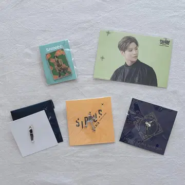 SHINee 태민 엽서 핀 배지 배지
