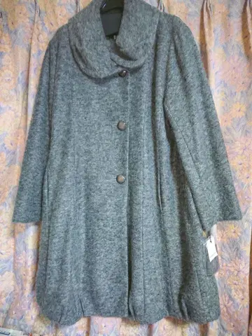 BOUTIQUE ECHO 무릎 기장 코트 그레이 컬러