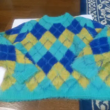 아가일 무늬 긴팔 스웨터