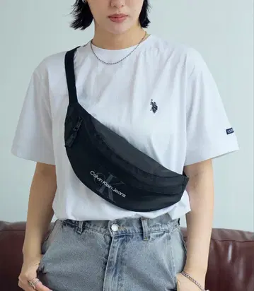 캘빈클라인 크로스 파우치 블랙 택 포함