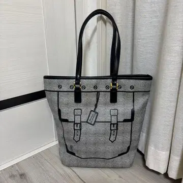 미사용 새상품 로베르타 디 멜리노 토트백 다마에 숄더 A4 가능