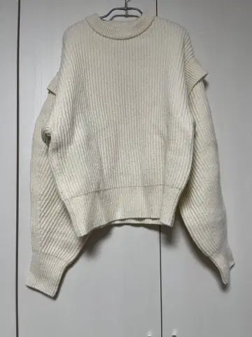 LOHEN 레이어드 슬리브 니트