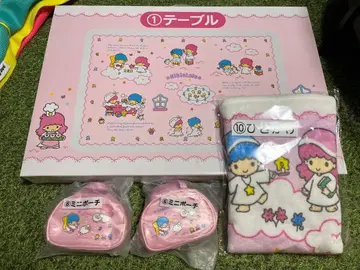산리오 키키라라 테이블 파우치 무릎담요 세트 판매